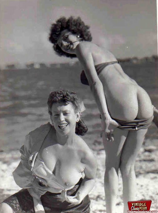 50s Porn Vintage Nudes - Hot Sexy Naked Vintage Beauties Outdoors In The Fifties ...