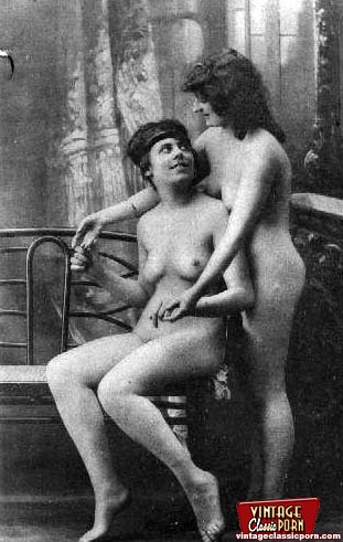 Vintage Nude Lesbian Porn - Vintage Lesbian Nude Chicks Enjoy Posing In The Twenties Photo 11 | Vintage  Classic Porn