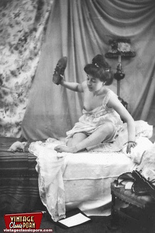 1800s Vintage Porno - Several French Ladies From The 1930s Showing Their Body Photo 1 | Vintage  Classic Porn
