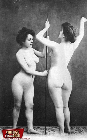 Several French Ladies From The 1930s Showing Their Body Photo 9 | Vintage  Classic Porn