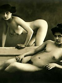 Vintage lesbian nude chicks enjoy posing in the twenties