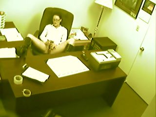 Secretary Toy Spy Cam : Hot office babe gets fimed fucking her pussy at her desk on office spy cam